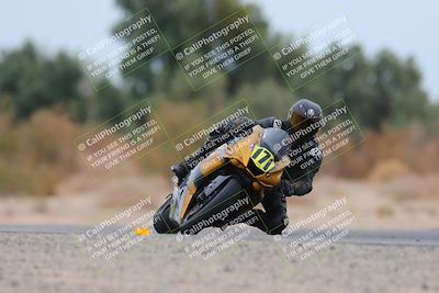 media/Jan-20-2024-CVMA (Sat) [[ddb8bc1f3d]]/Race 10 Amateur Supersport Middleweight/